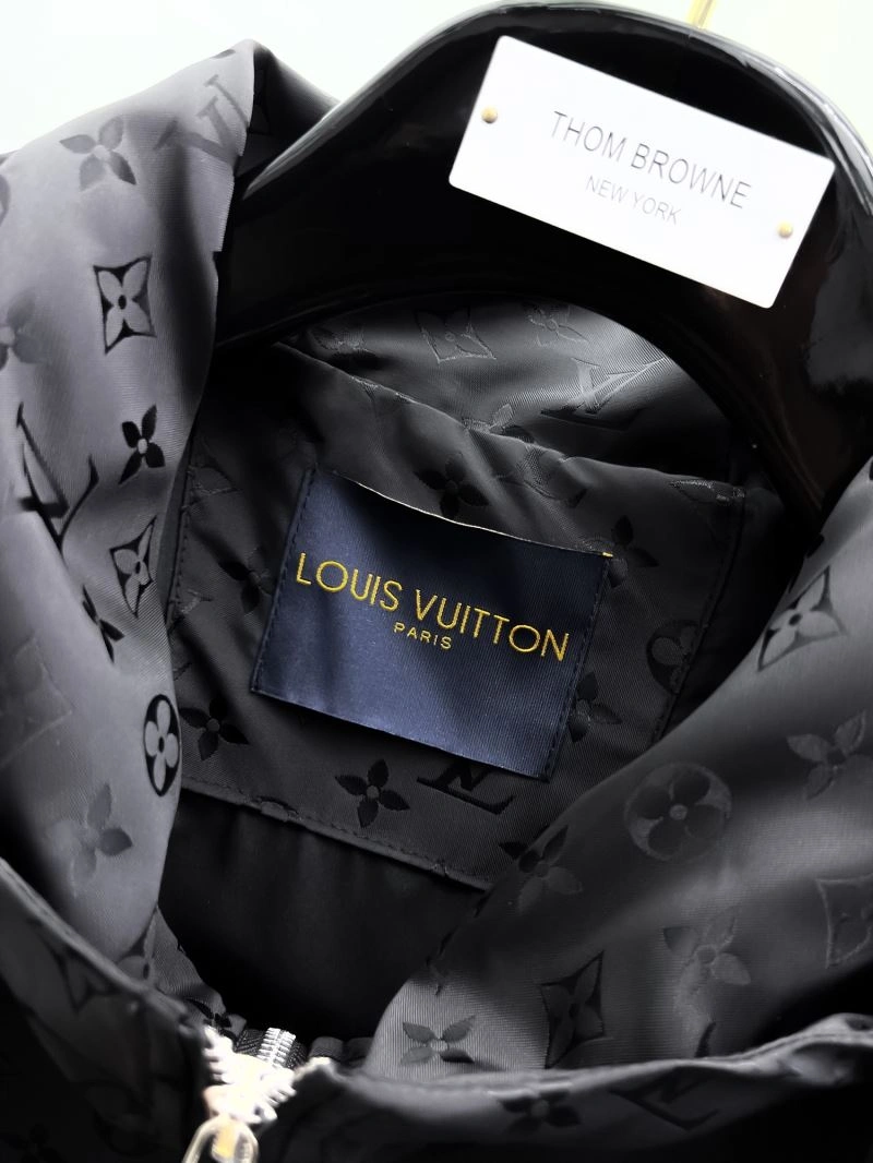 GoodFit Louis Vuitton Outwear 136595
