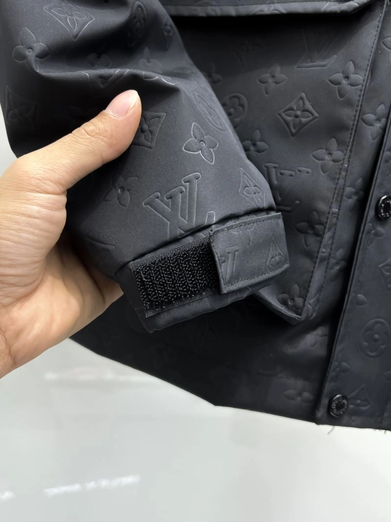 Louis Vuitton Outwear ComfortFit 136672