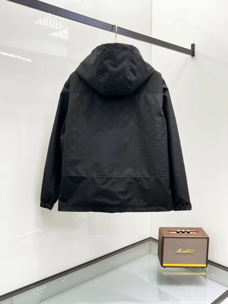 Louis Vuitton Outwear ComfortFit 136672