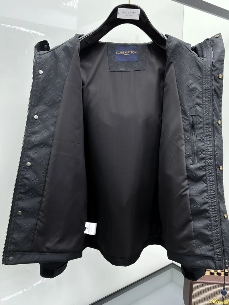 Louis Vuitton Outwear ComfortFit 136672