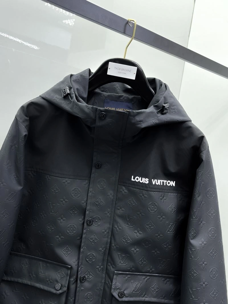 Louis Vuitton Outwear ComfortFit 136672