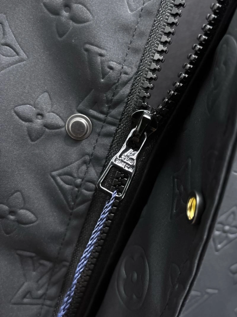 Louis Vuitton Outwear ComfortFit 136672