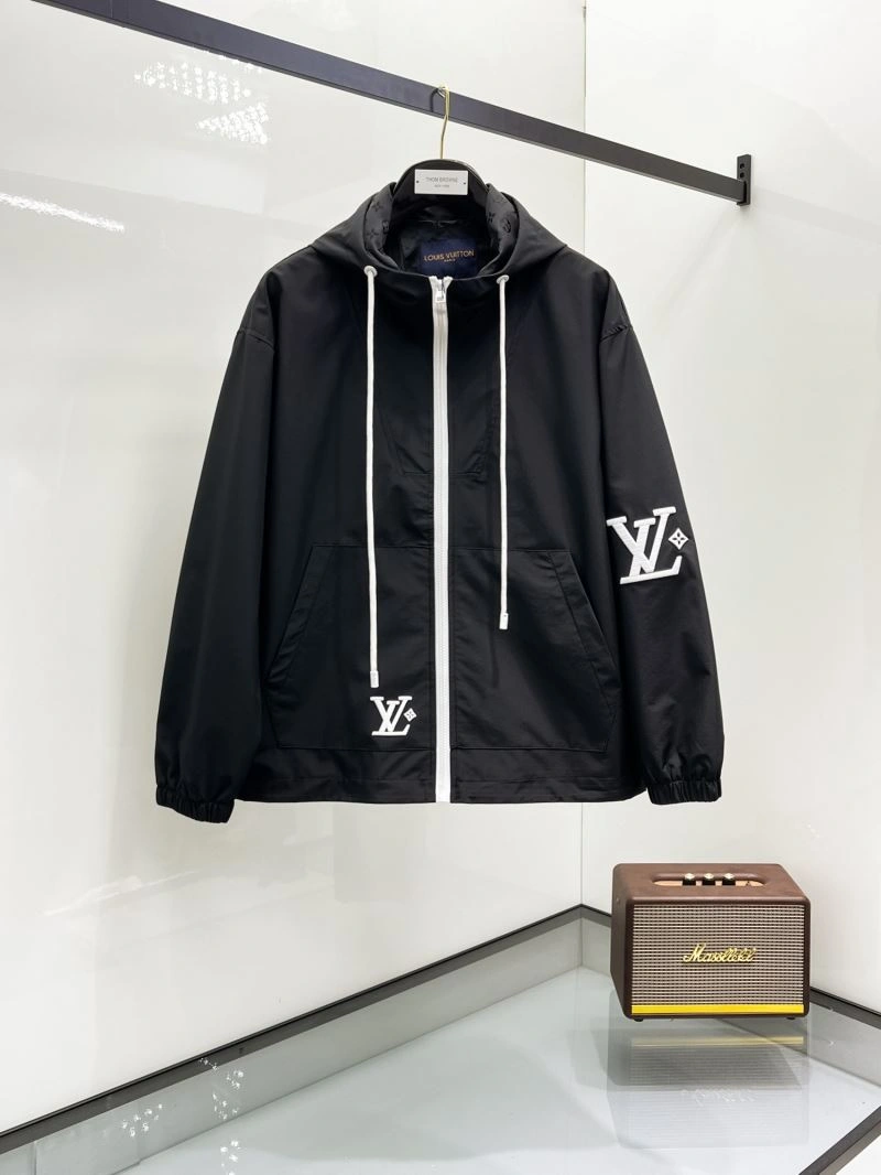 Louis Vuitton Outwear TimelessDesign 136591