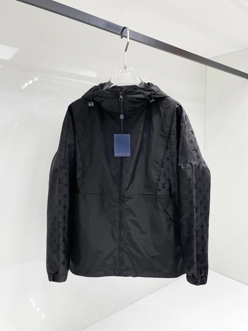 Efficient Louis Vuitton Outwear 136592