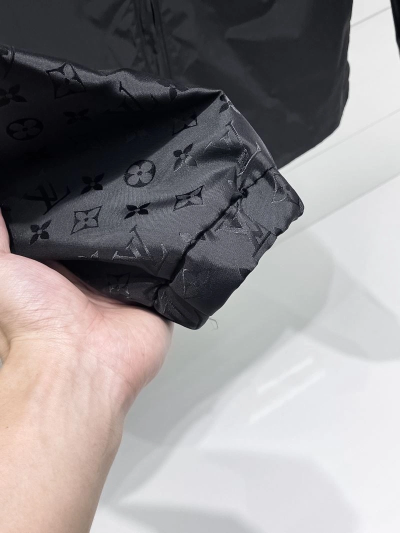 Efficient Louis Vuitton Outwear 136592