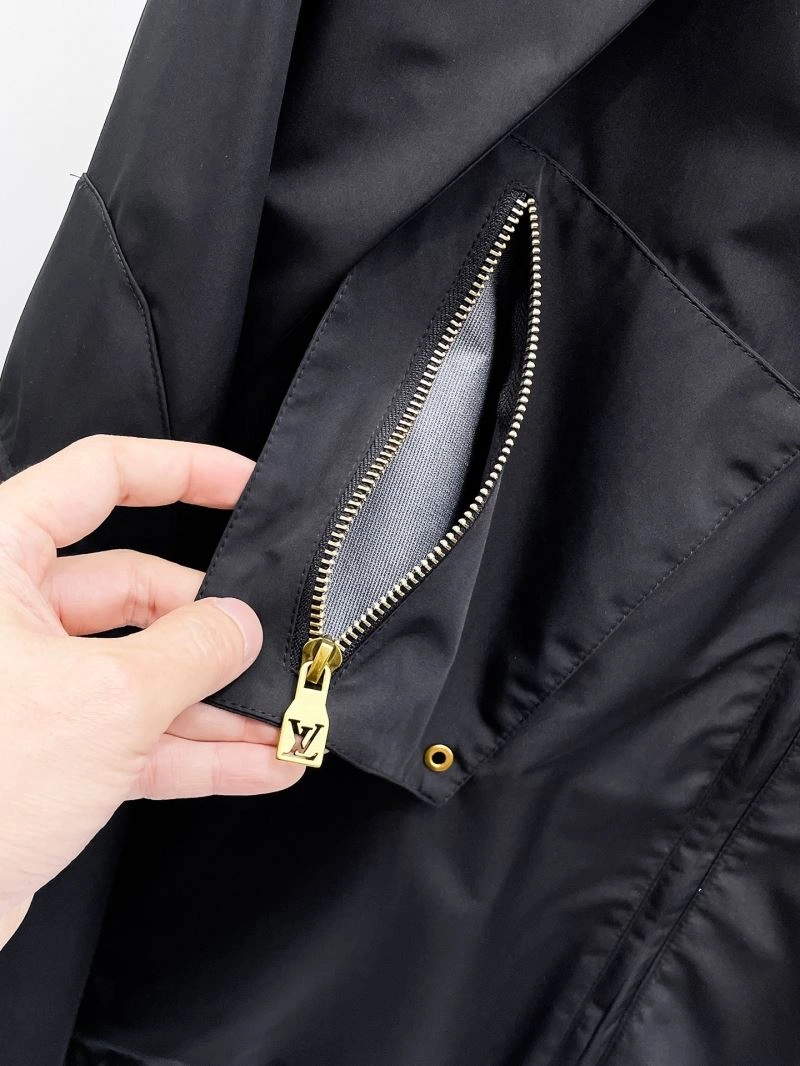 Louis Vuitton Outwear Versatile 136588