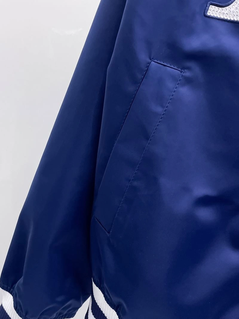 Stylish Louis Vuitton Outwear 136585