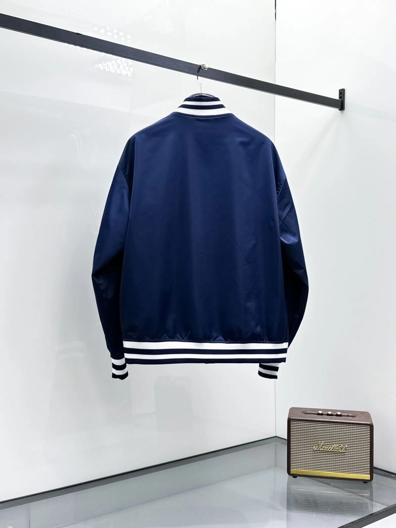 Stylish Louis Vuitton Outwear 136585