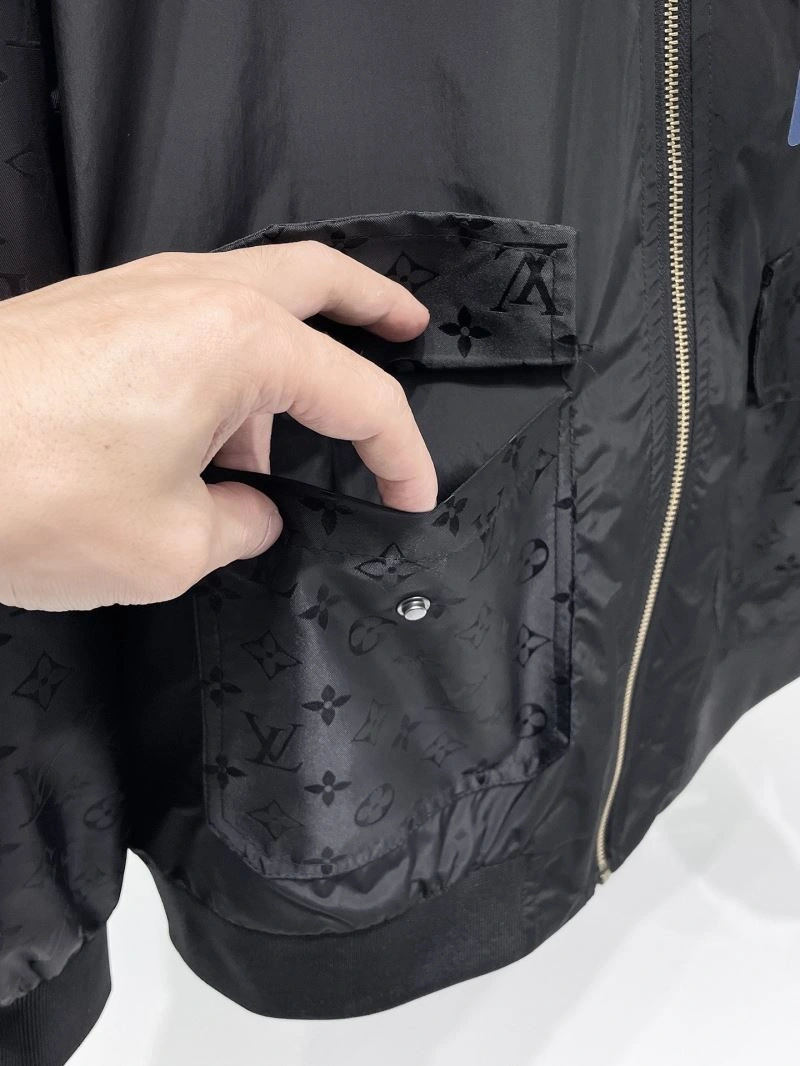 GoAnywhere Louis Vuitton Outwear 136586