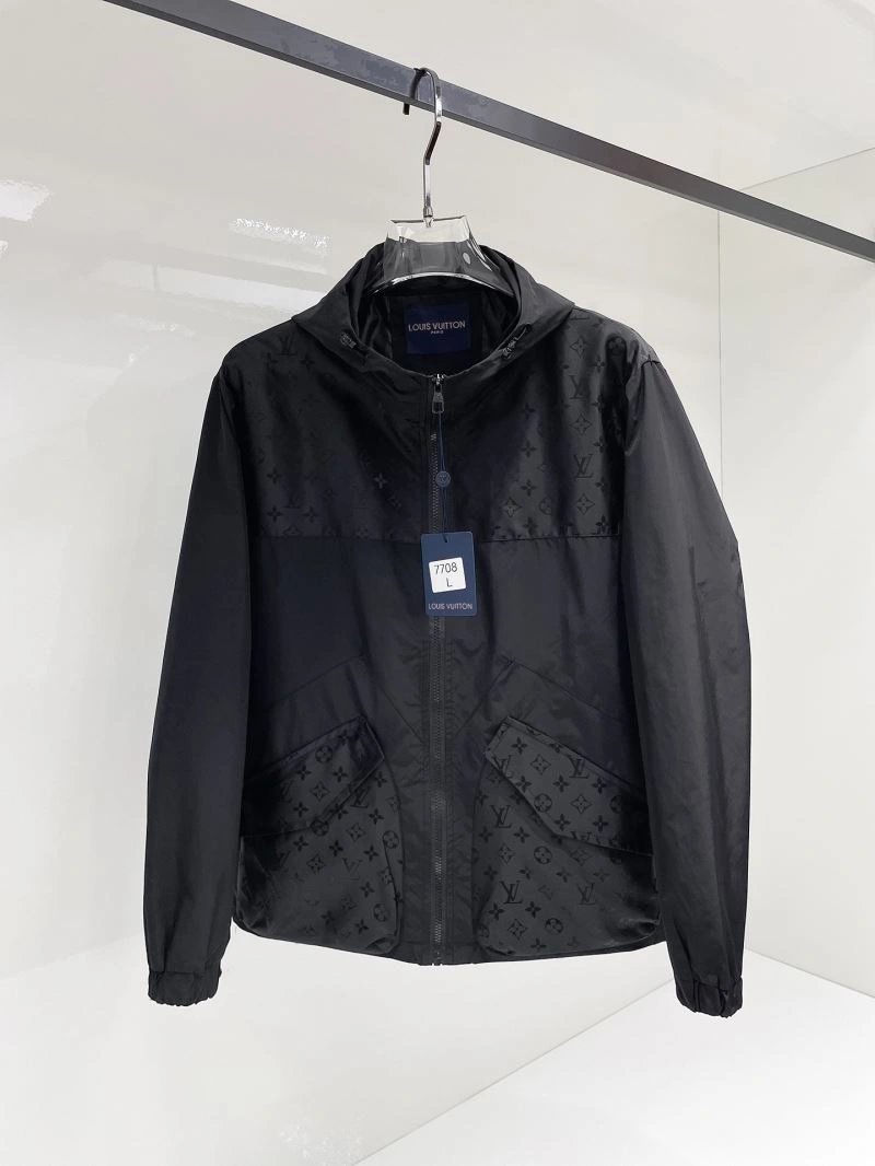 Louis Vuitton Outwear Effortless 136594