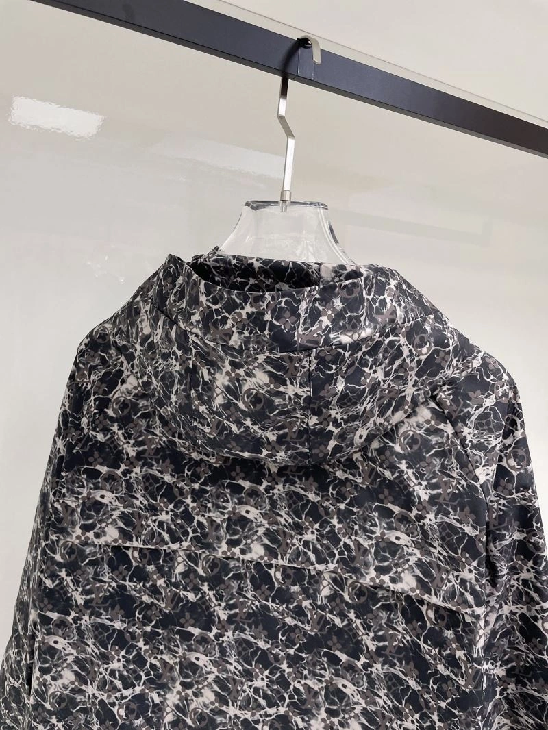 Louis Vuitton Outwear Contemporary 136577