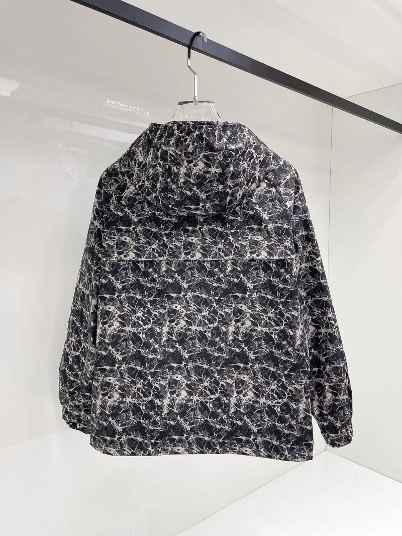 Louis Vuitton Outwear Contemporary 136577