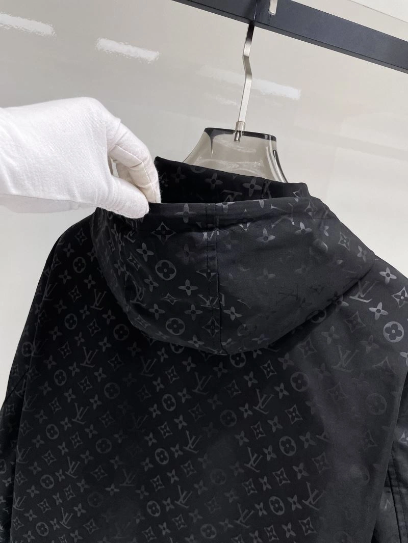 Louis Vuitton Outwear Stretchable 136572