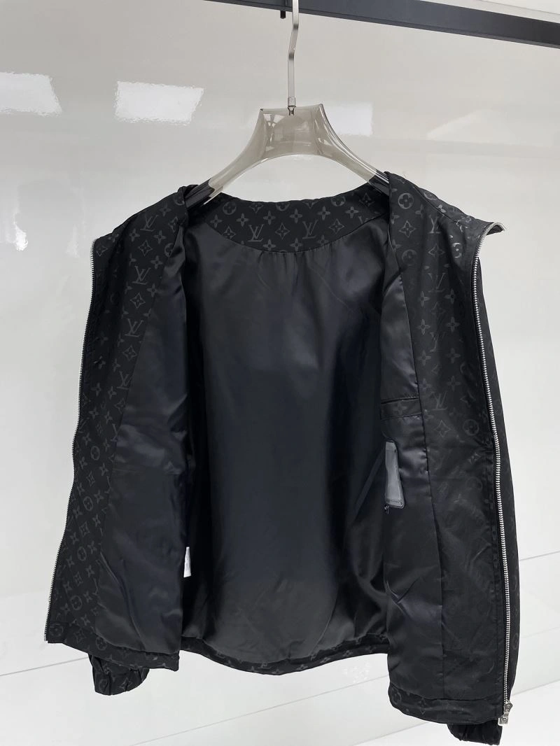 Louis Vuitton Outwear Stretchable 136572