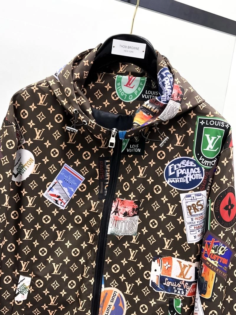 EasyMatch Louis Vuitton Outwear 136573