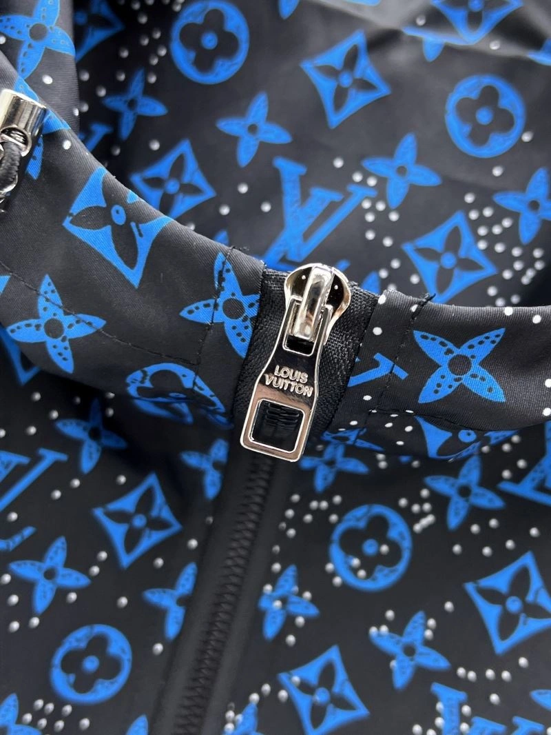 Louis Vuitton Outwear WeatherProof 136584