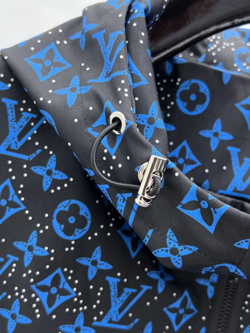 Louis Vuitton Outwear WeatherProof 136584