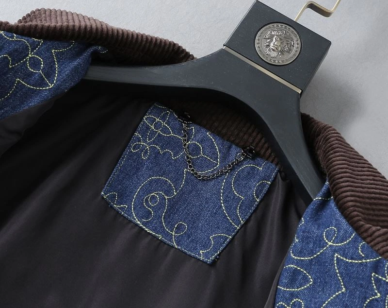 Louis Vuitton Outwear EyeCatching 136570