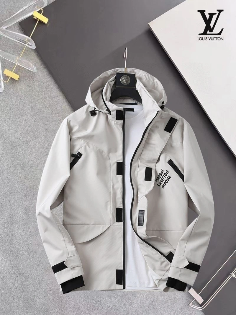 UrbanChic Louis Vuitton Outwear 136564