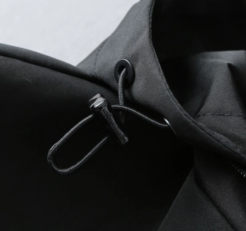 Modern Louis Vuitton Outwear 136565
