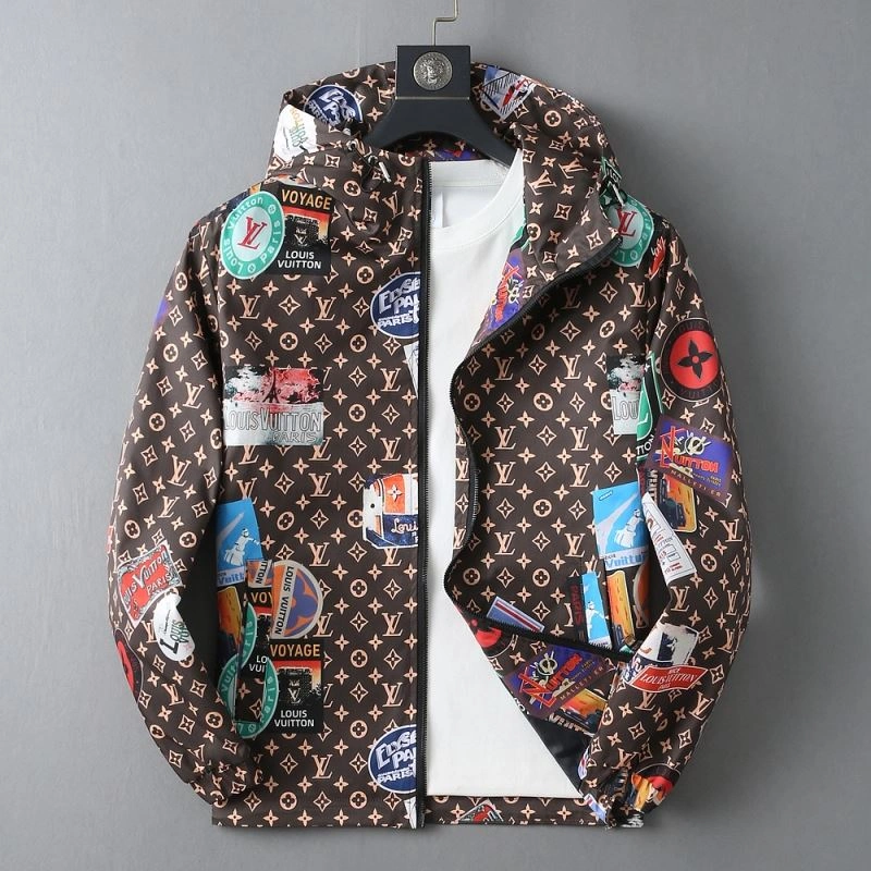 Contemporary Louis Vuitton Outwear 136562