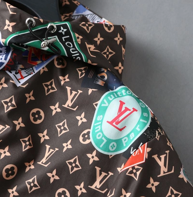 Contemporary Louis Vuitton Outwear 136562