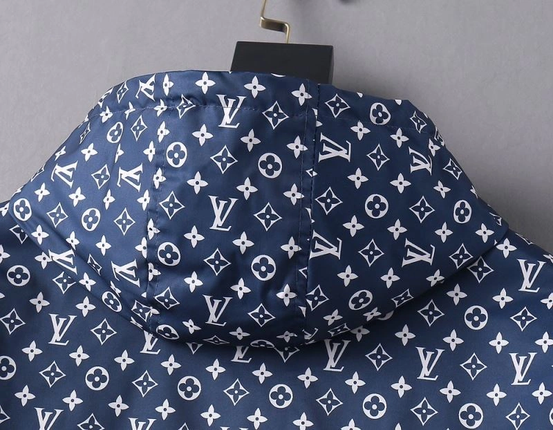 OnTrend Louis Vuitton Outwear 136558