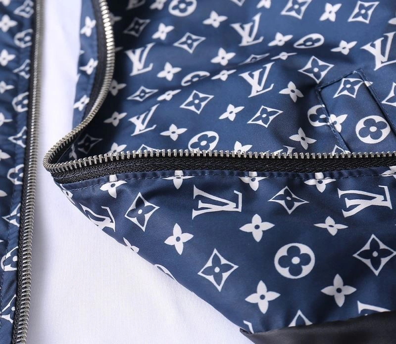 OnTrend Louis Vuitton Outwear 136558