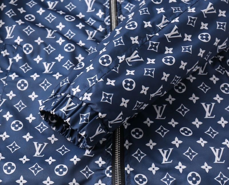 OnTrend Louis Vuitton Outwear 136558