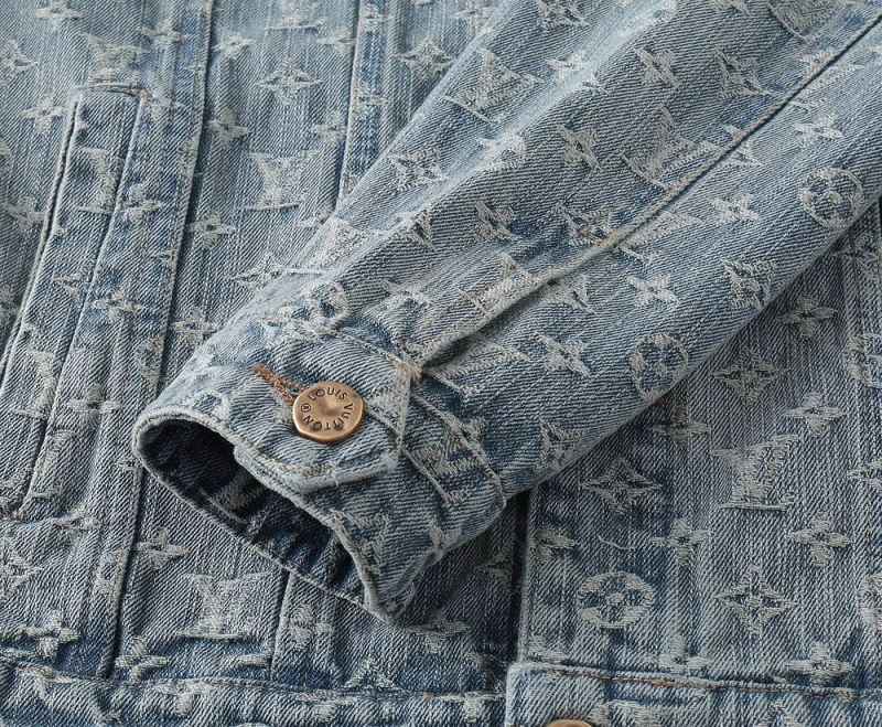 GoodFit Louis Vuitton Outwear 136560