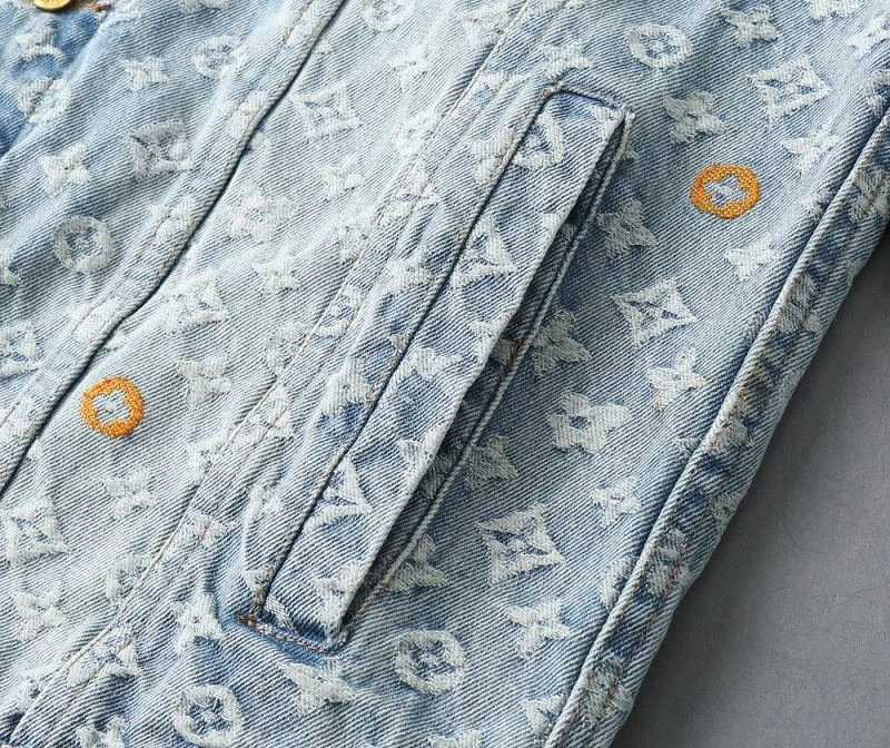 TopPick Louis Vuitton Outwear 136554