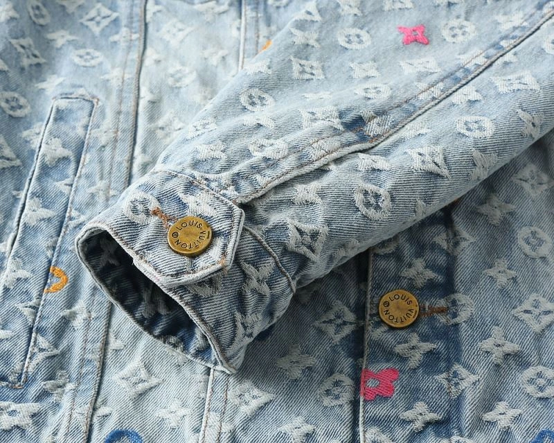 TopPick Louis Vuitton Outwear 136554