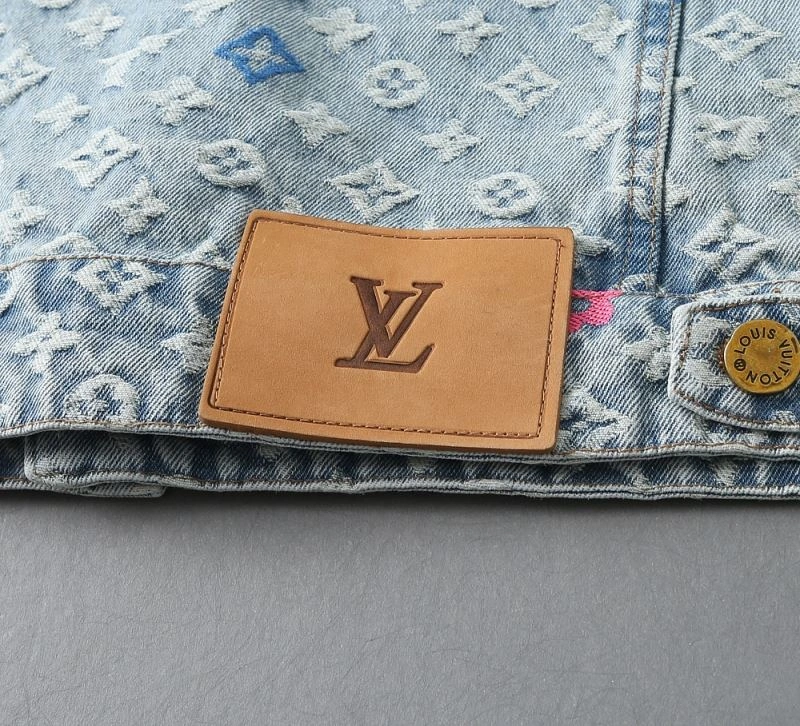 TopPick Louis Vuitton Outwear 136554
