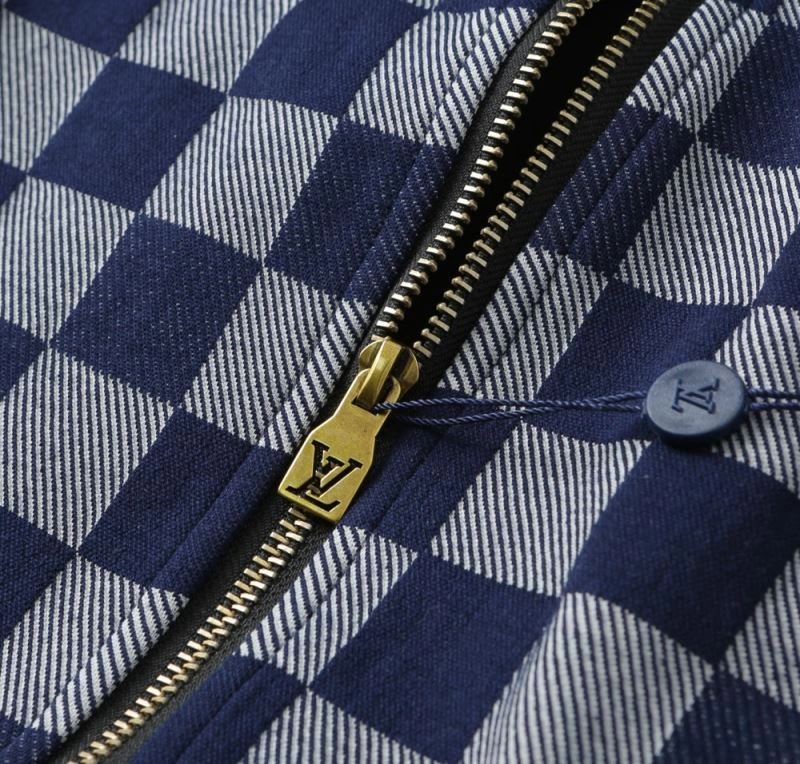 Louis Vuitton Outwear Vibrant 136557