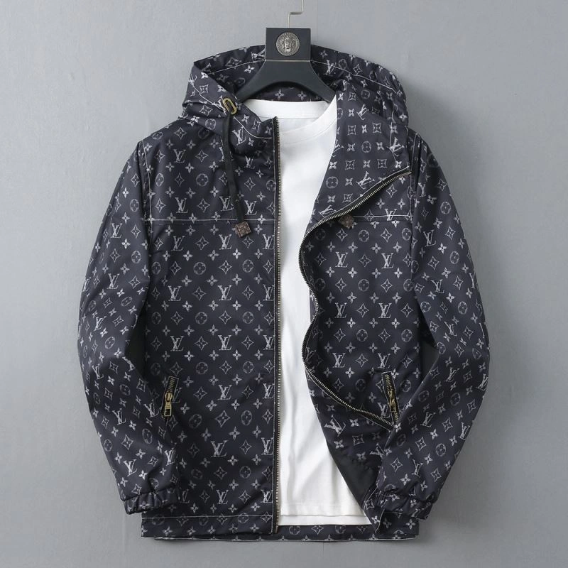 WaterResistant Louis Vuitton Outwear 136561