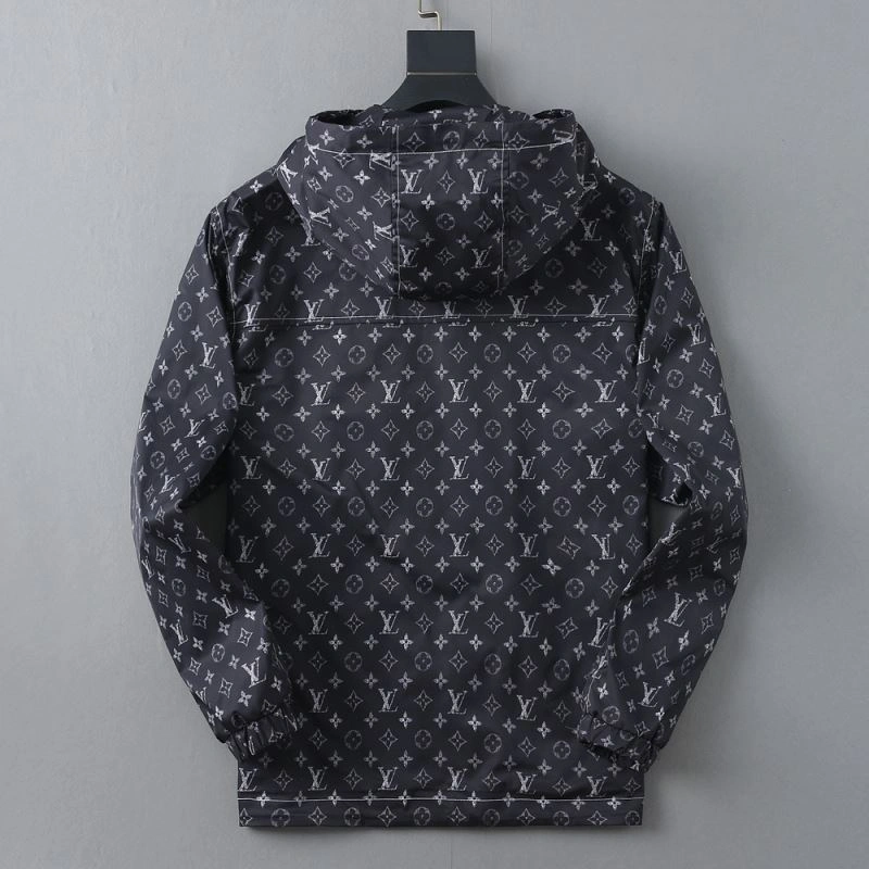 WaterResistant Louis Vuitton Outwear 136561