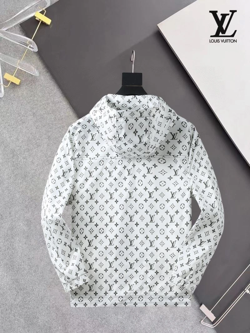 Louis Vuitton Outwear Sophisticated 136559