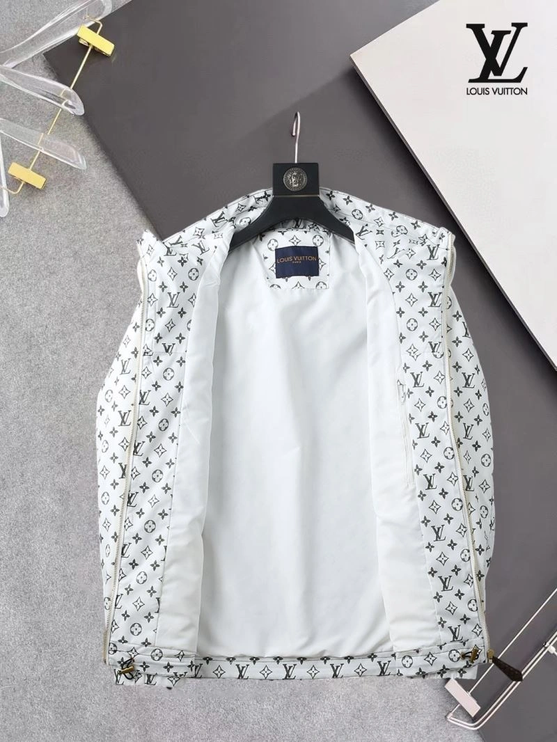 Louis Vuitton Outwear Sophisticated 136559