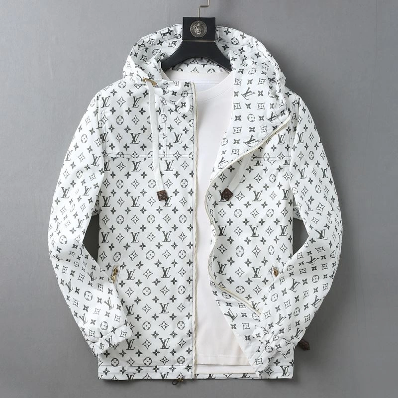 Louis Vuitton Outwear Sophisticated 136559