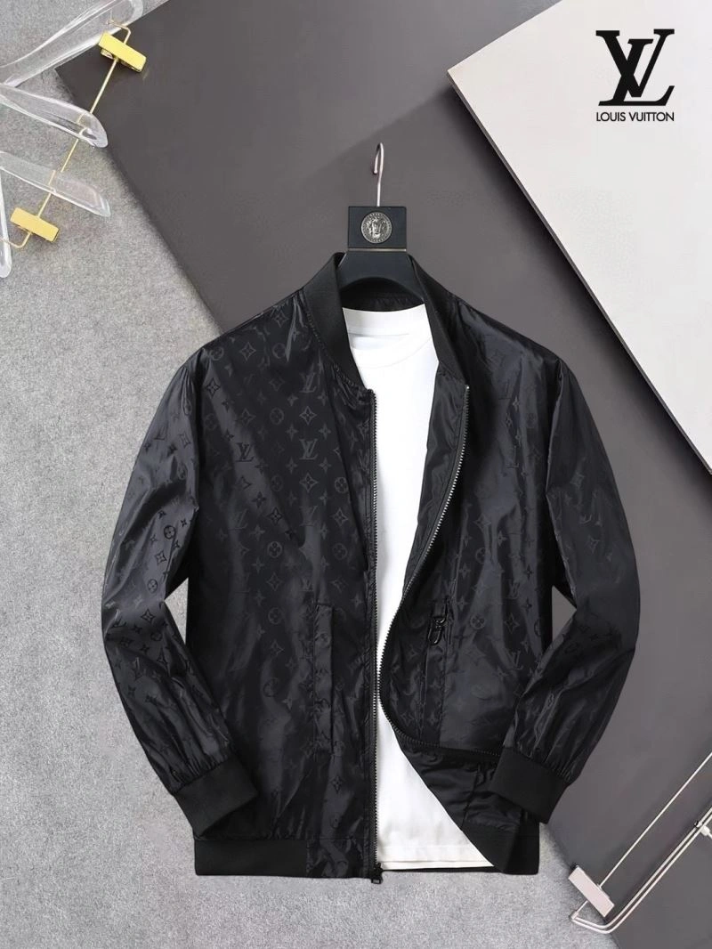 Efficient Louis Vuitton Outwear 136568