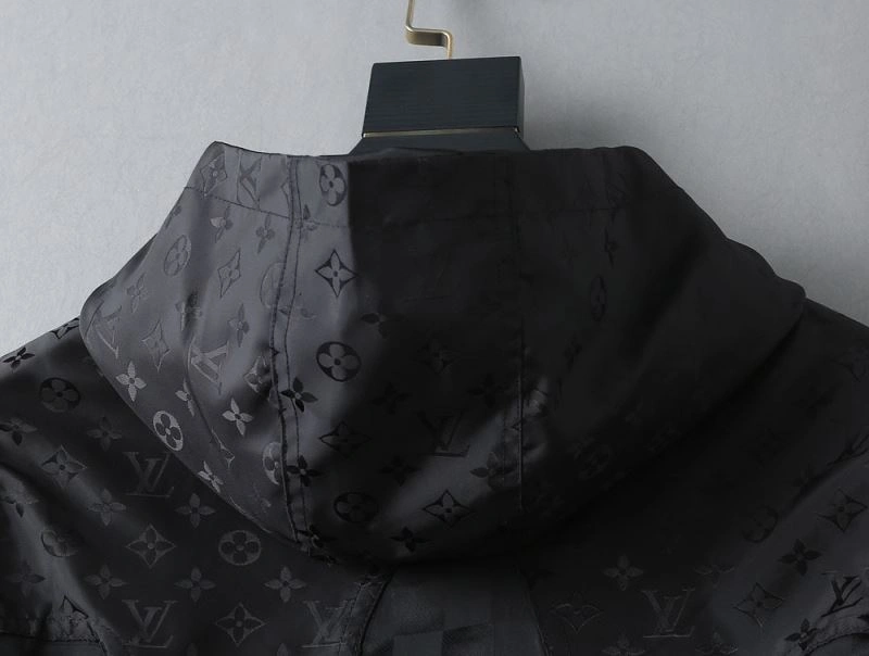 Louis Vuitton Outwear Premium 136569