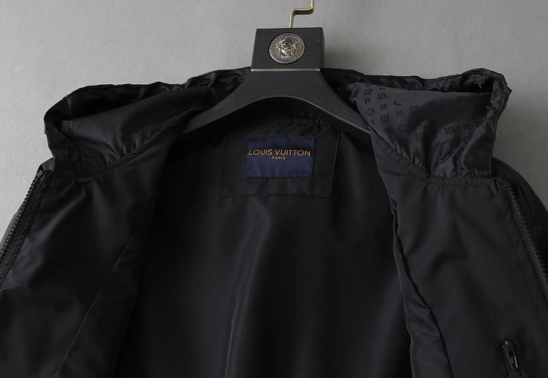 Attractive Louis Vuitton Outwear 136553