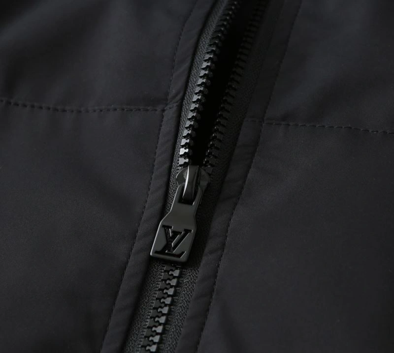 Attractive Louis Vuitton Outwear 136553