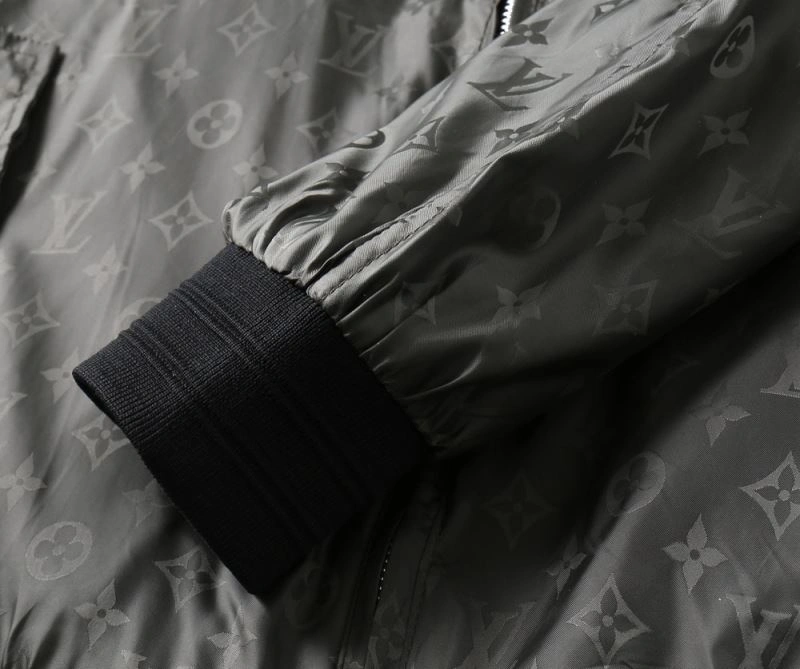 Louis Vuitton Outwear Practical 136574