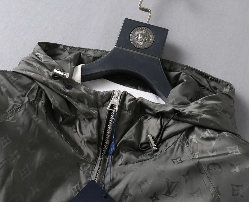 Louis Vuitton Outwear Practical 136574