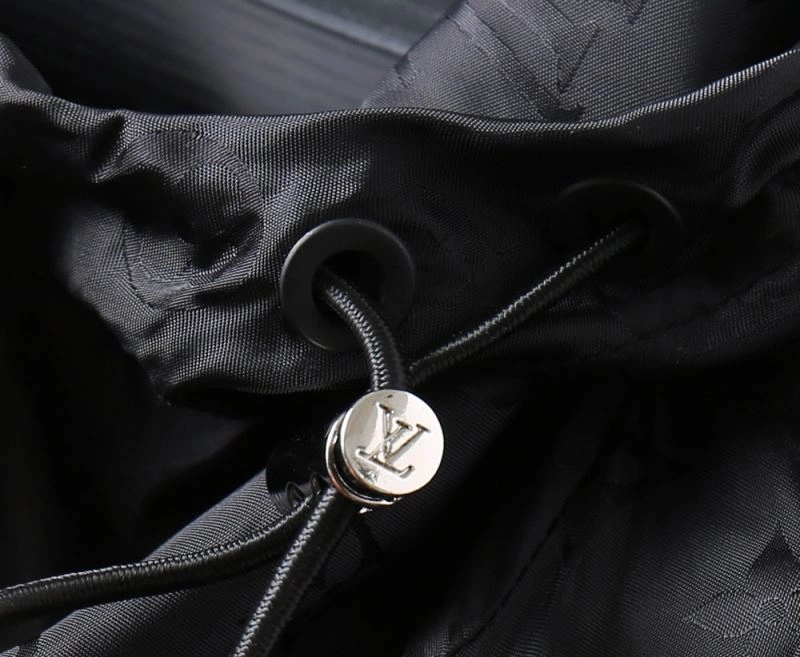 Louis Vuitton Outwear Timeless 136549
