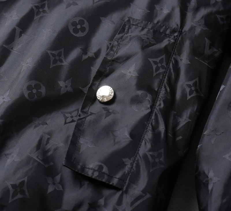 Louis Vuitton Outwear Timeless 136549