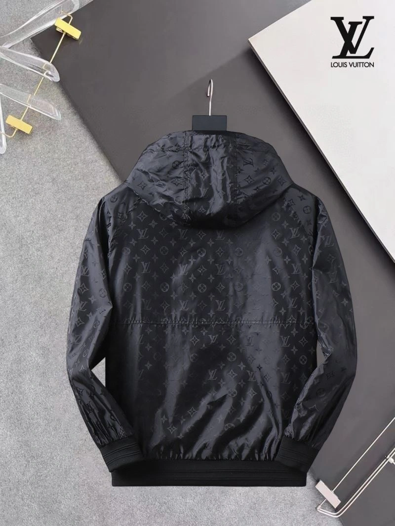 Louis Vuitton Outwear Timeless 136549