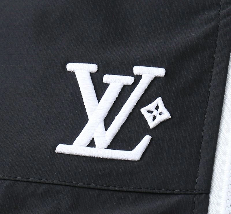 Louis Vuitton Outwear SmoothTexture 136550