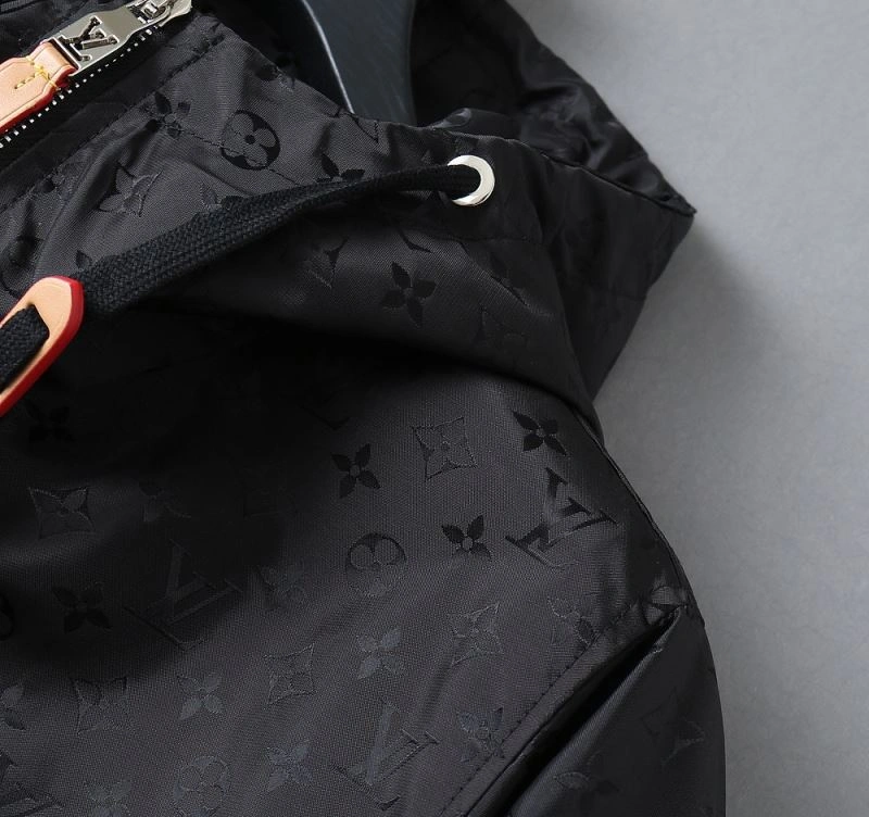 Louis Vuitton Outwear GoAnywhere 136548